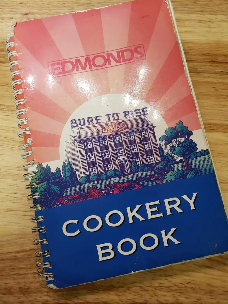 Edmonds Sure To Rise Cookery Book